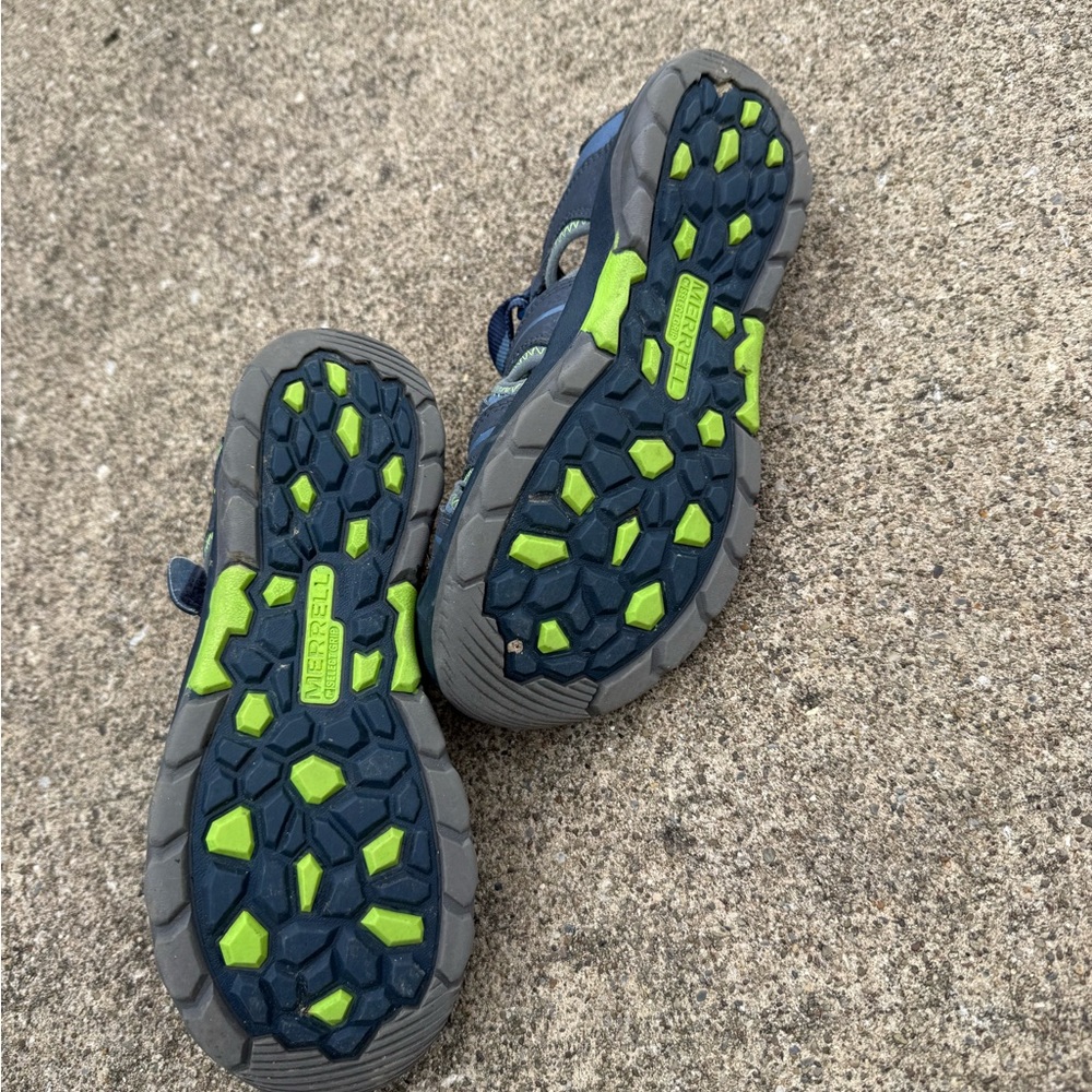 Merrell sandals - Picture 2 of 3